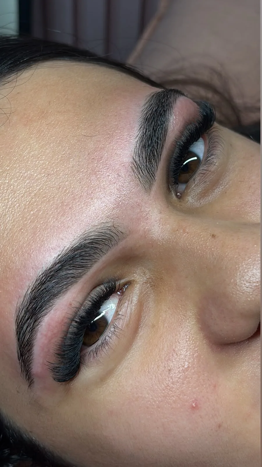 Resultado de sobrancelhas no Ellas Studio